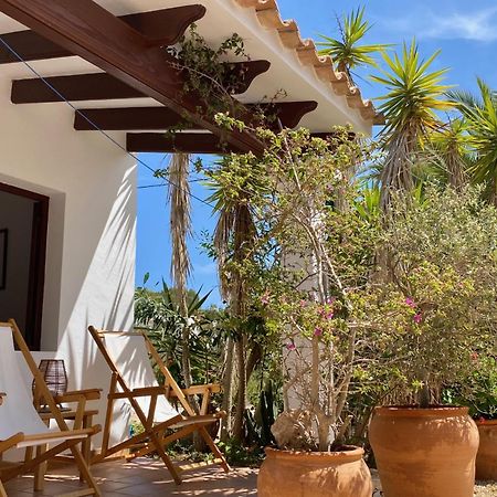 Apartamentos Laura Playa De Migjorn Es Migjorn Exterior foto