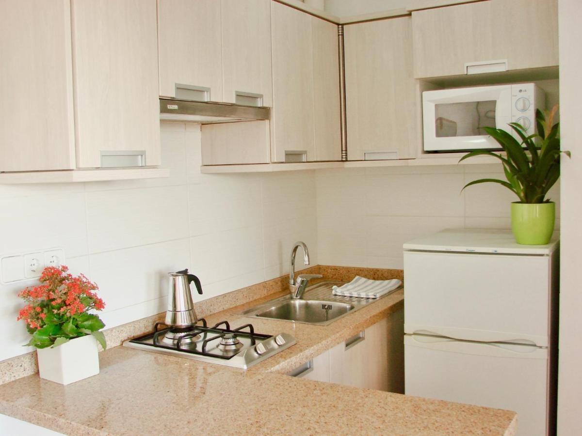 Apartamentos Laura Playa De Migjorn Es Migjorn Exterior foto