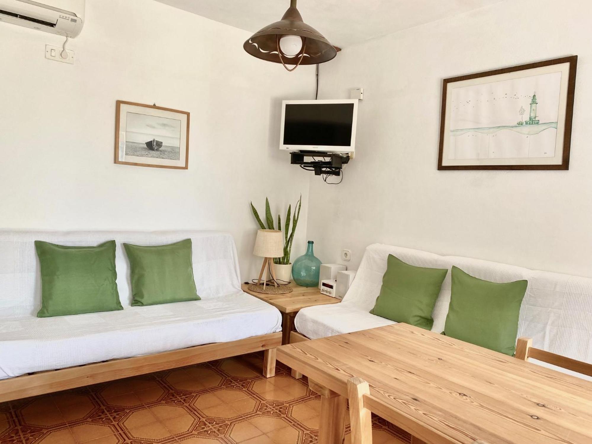 Apartamentos Laura Playa De Migjorn Es Migjorn Exterior foto