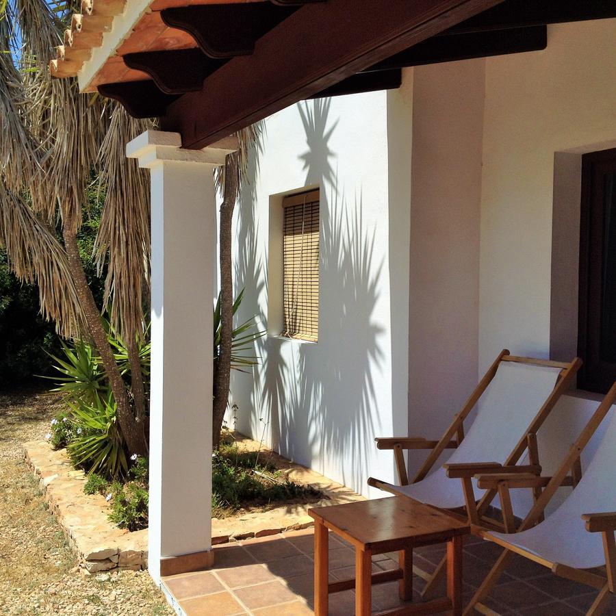 Apartamentos Laura Playa De Migjorn Es Migjorn Exterior foto