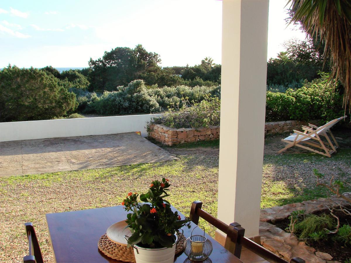 Apartamentos Laura Playa De Migjorn Es Migjorn Exterior foto